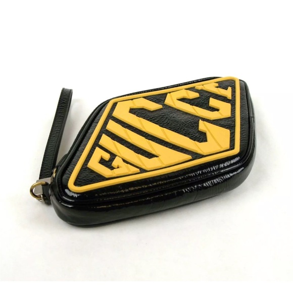 GUCCI Unisex Black Patent Leather Diamond Shape Wrist Wallet 524316 8177 - Picture 5 of 8